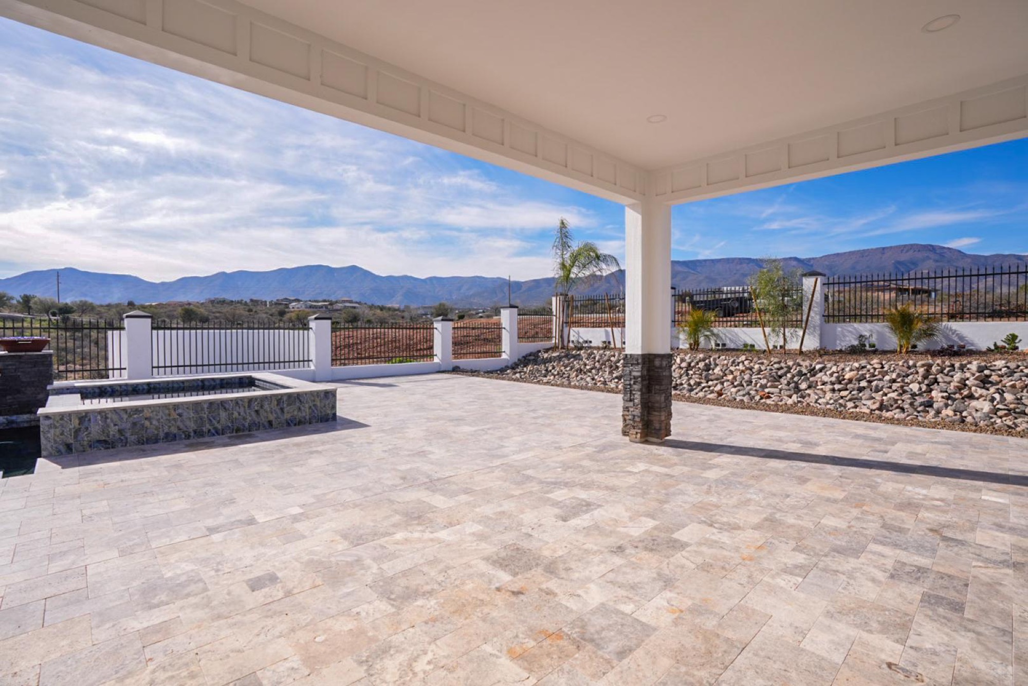 Covered patio looking out to the Mingus Mountains
